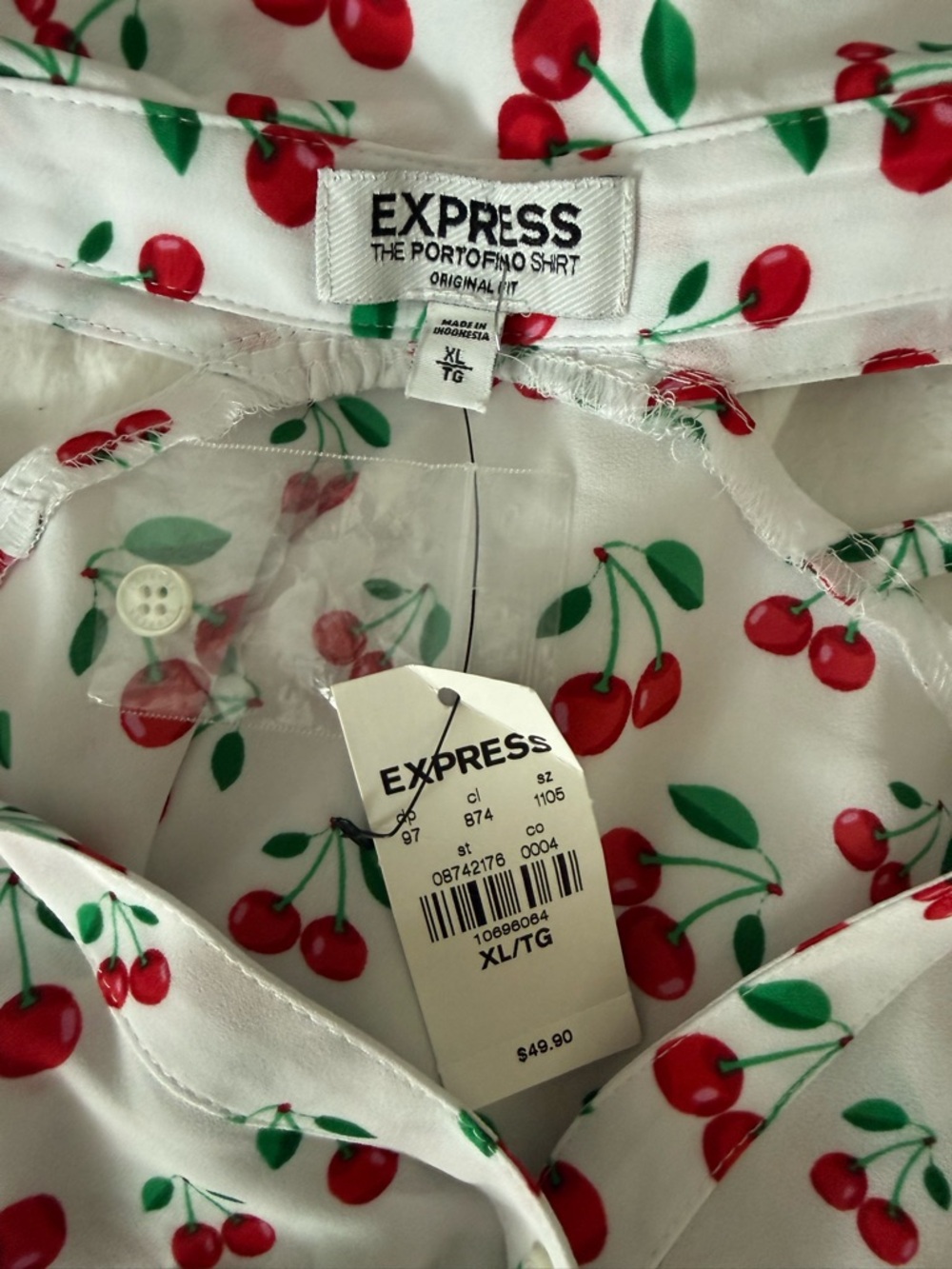 Express White Cherry-Print Sleeveless Button-Down Blouse - Picture 3 of 4